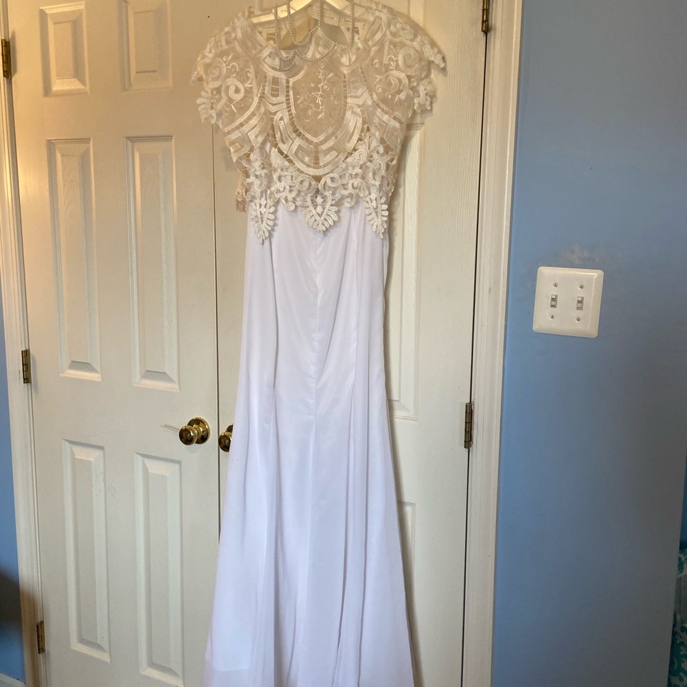 White lace 2 piece prom dress